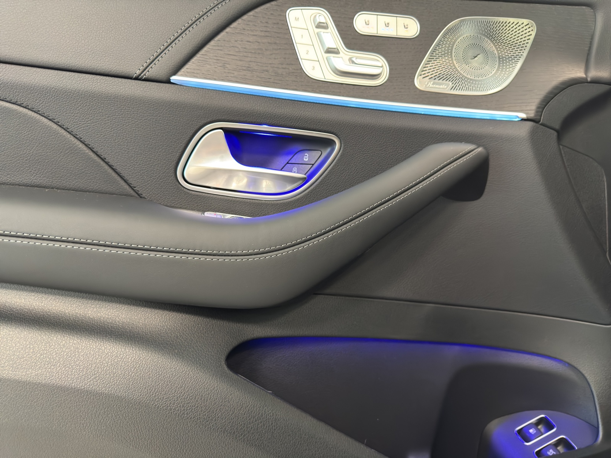 car-image-12