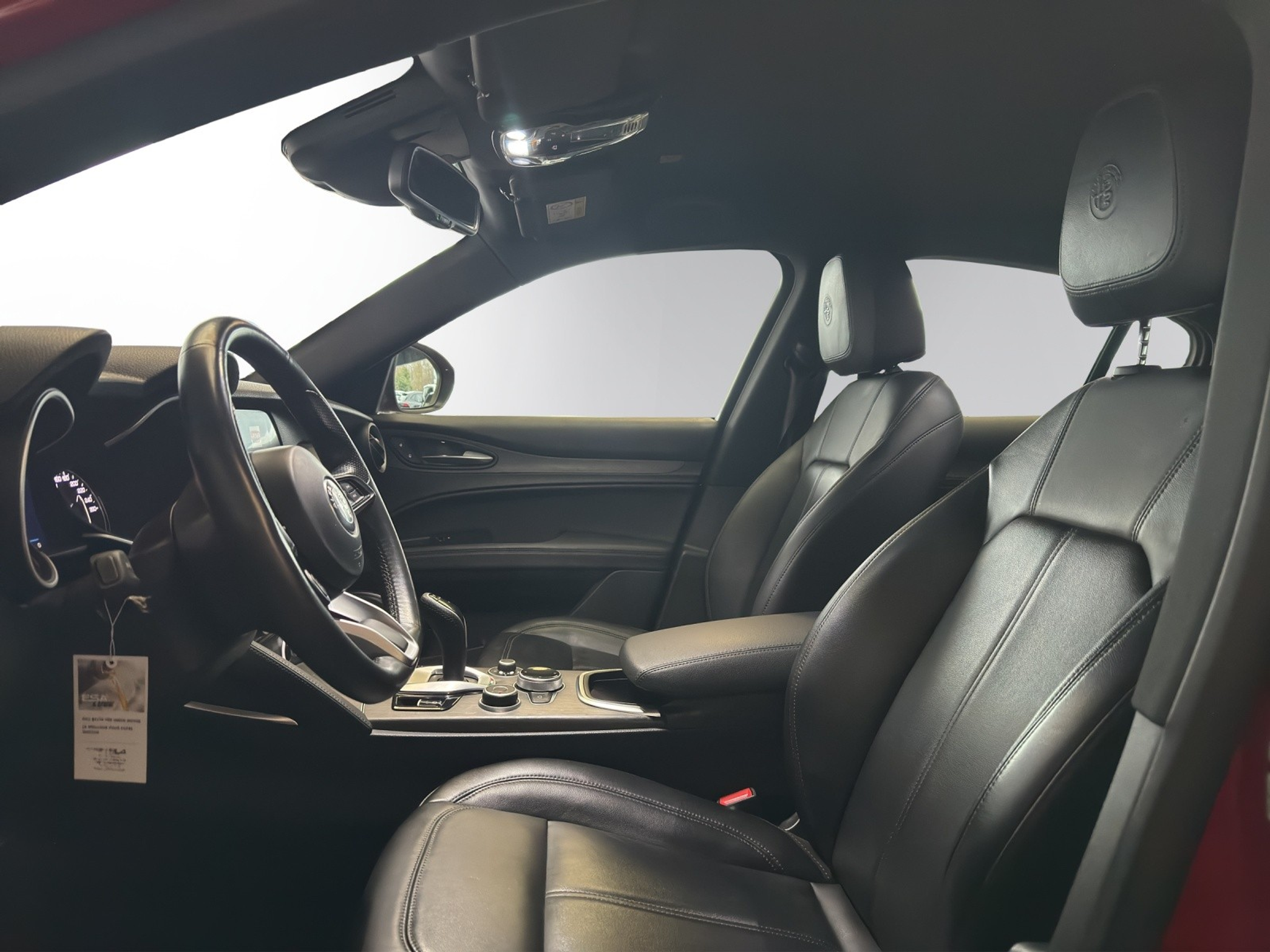 listing desktop thumbnail image 8