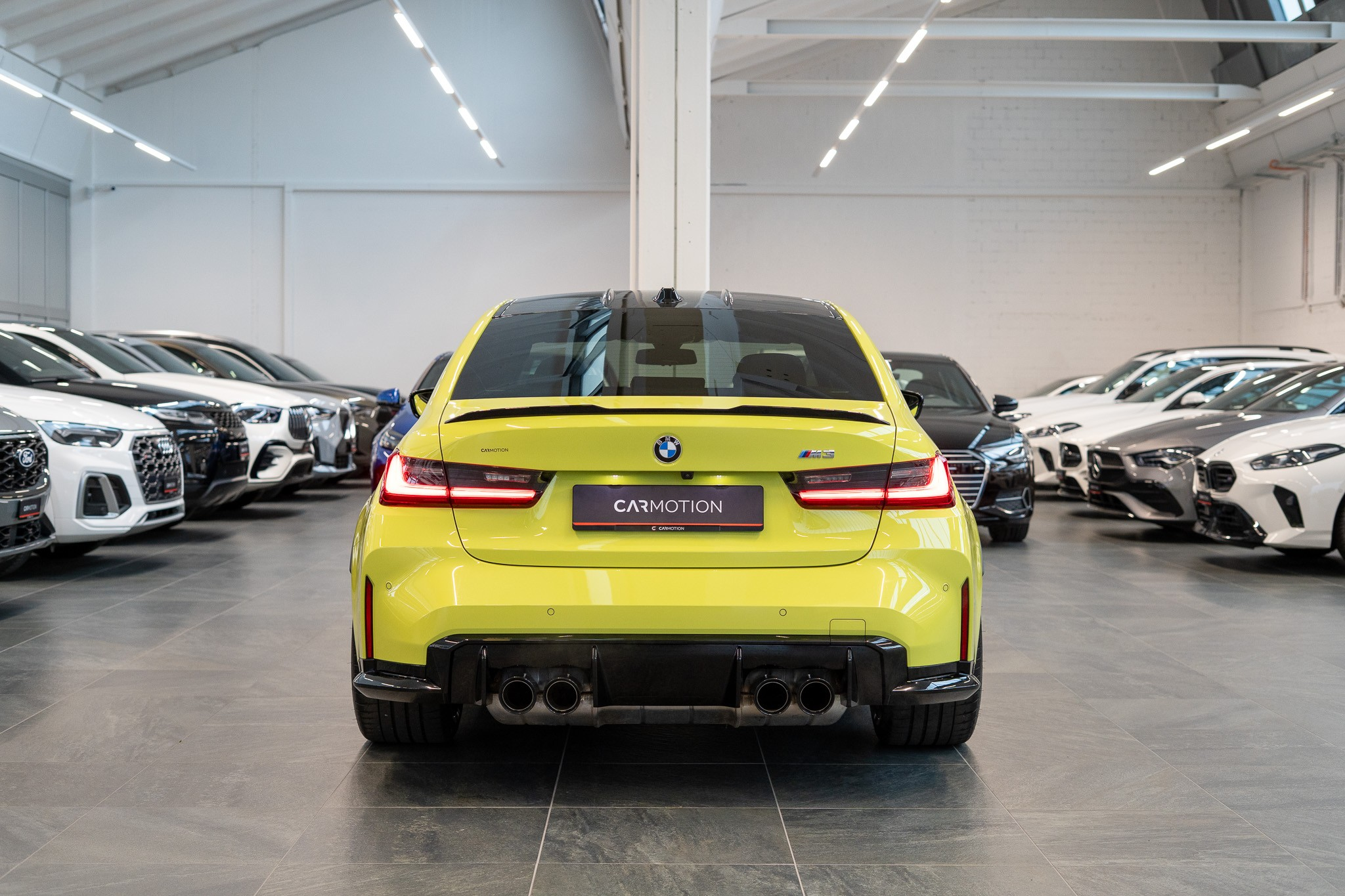 listing desktop thumbnail image 4