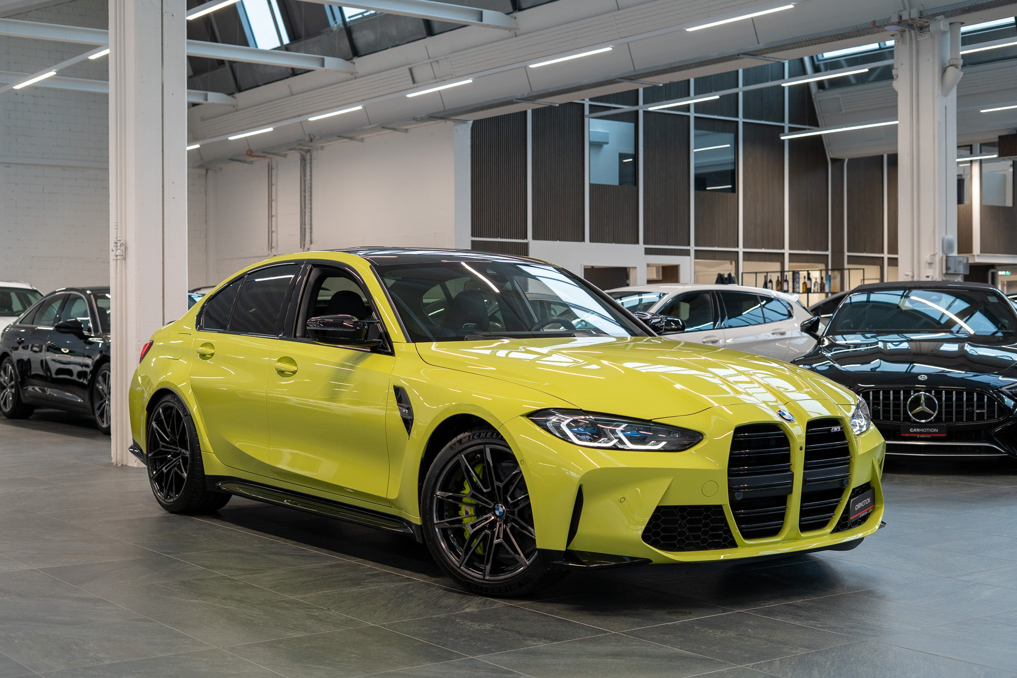 listing desktop thumbnail image 2