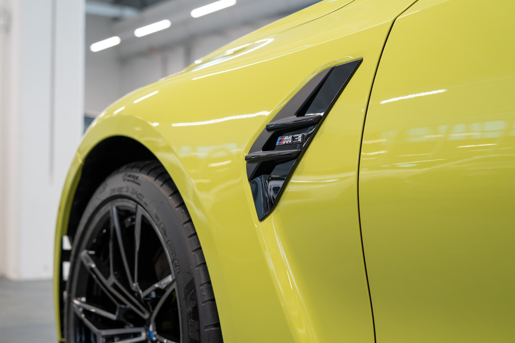 listing desktop thumbnail image 23