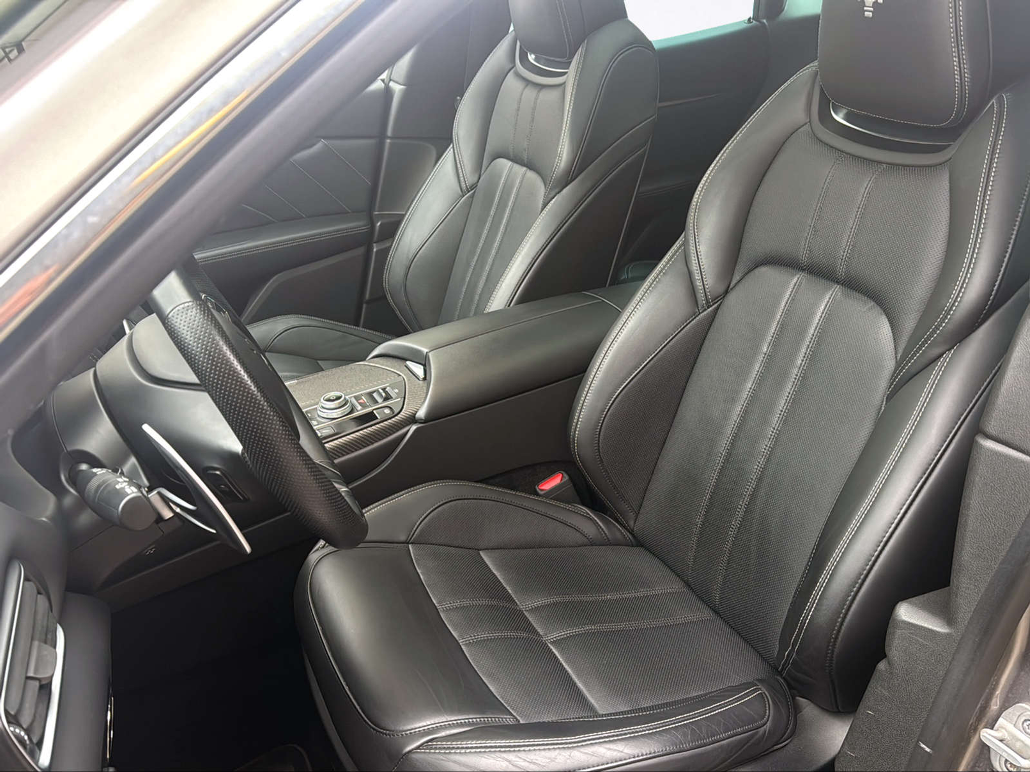 listing desktop thumbnail image 10