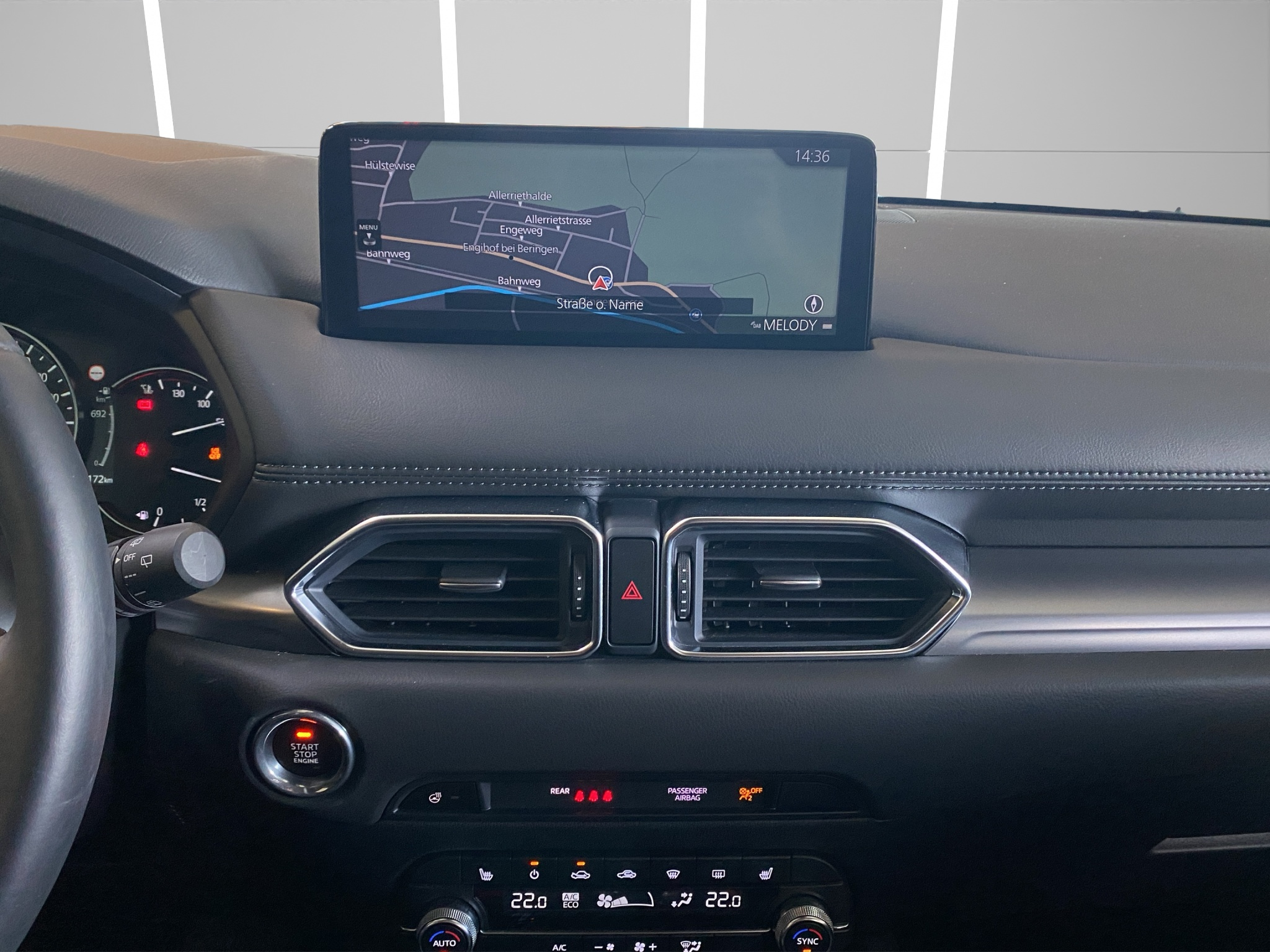 listing desktop thumbnail image 11