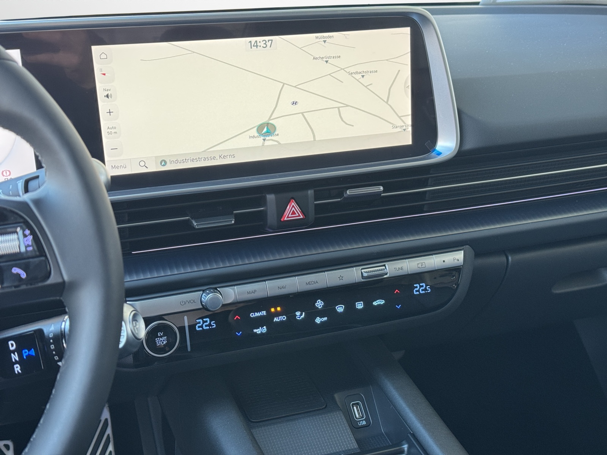 listing desktop thumbnail image 12