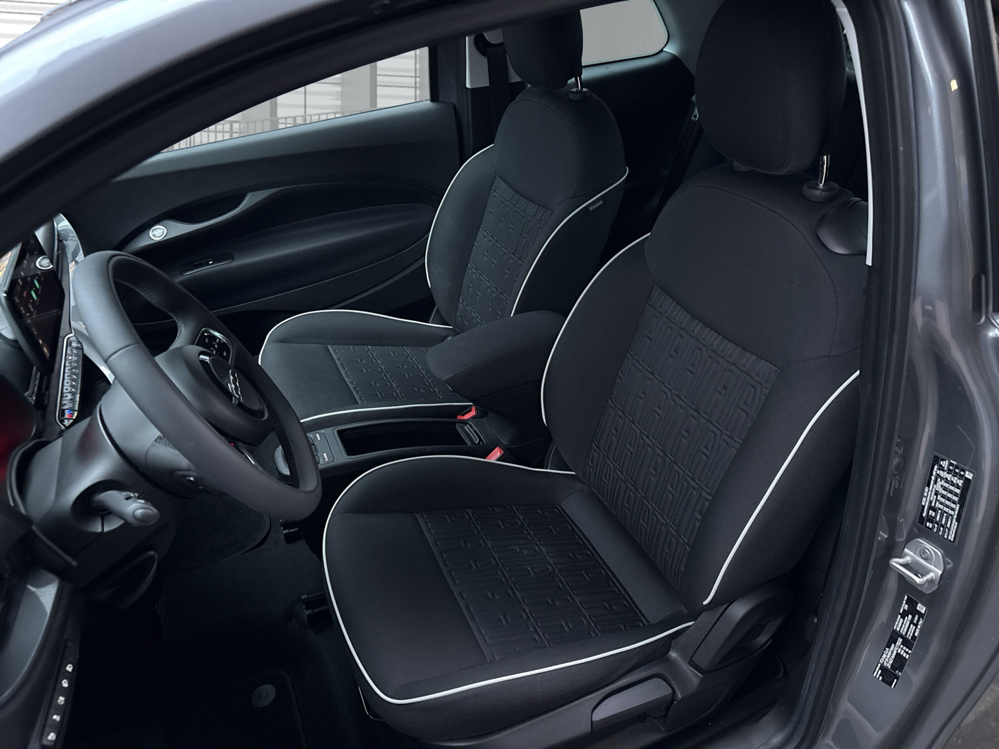 listing desktop thumbnail image 18