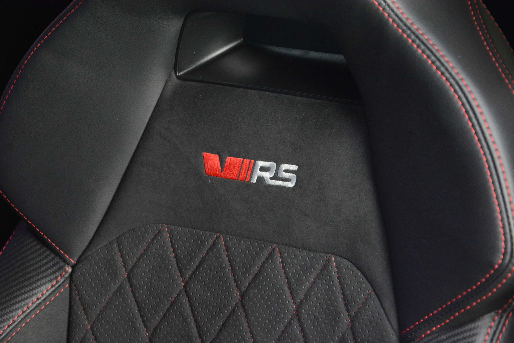 listing desktop thumbnail image 16