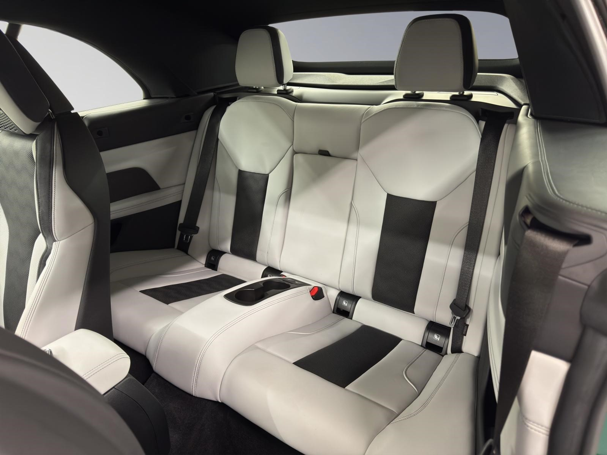 listing desktop thumbnail image 11