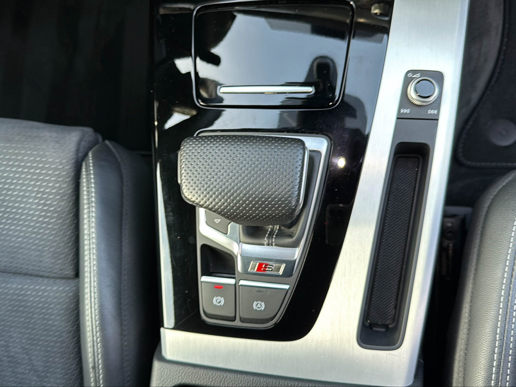 listing desktop thumbnail image 14