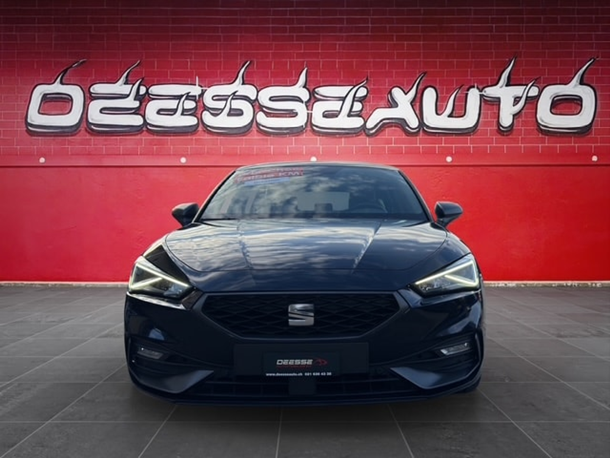 listing desktop thumbnail image 2