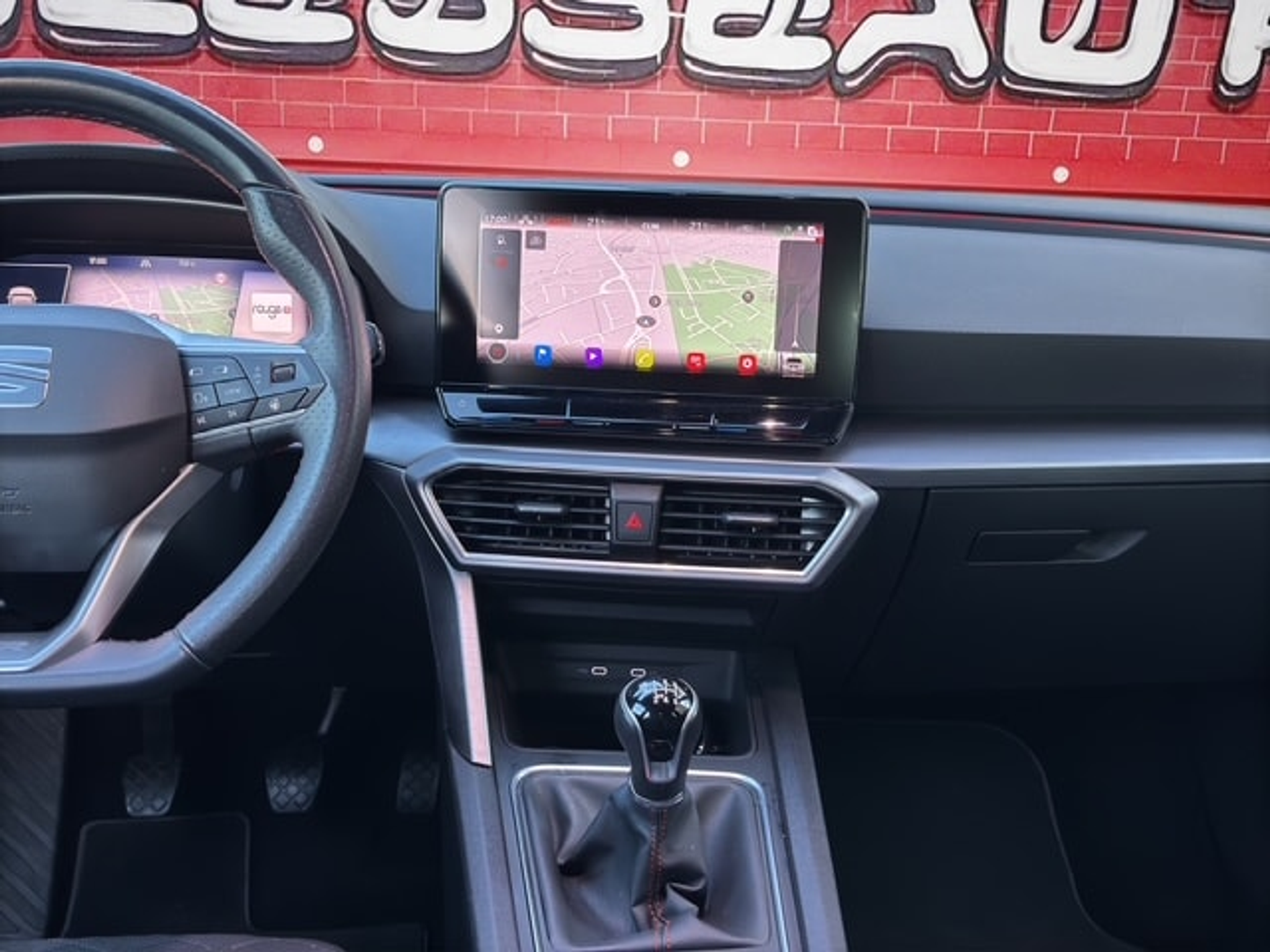 listing desktop thumbnail image 16