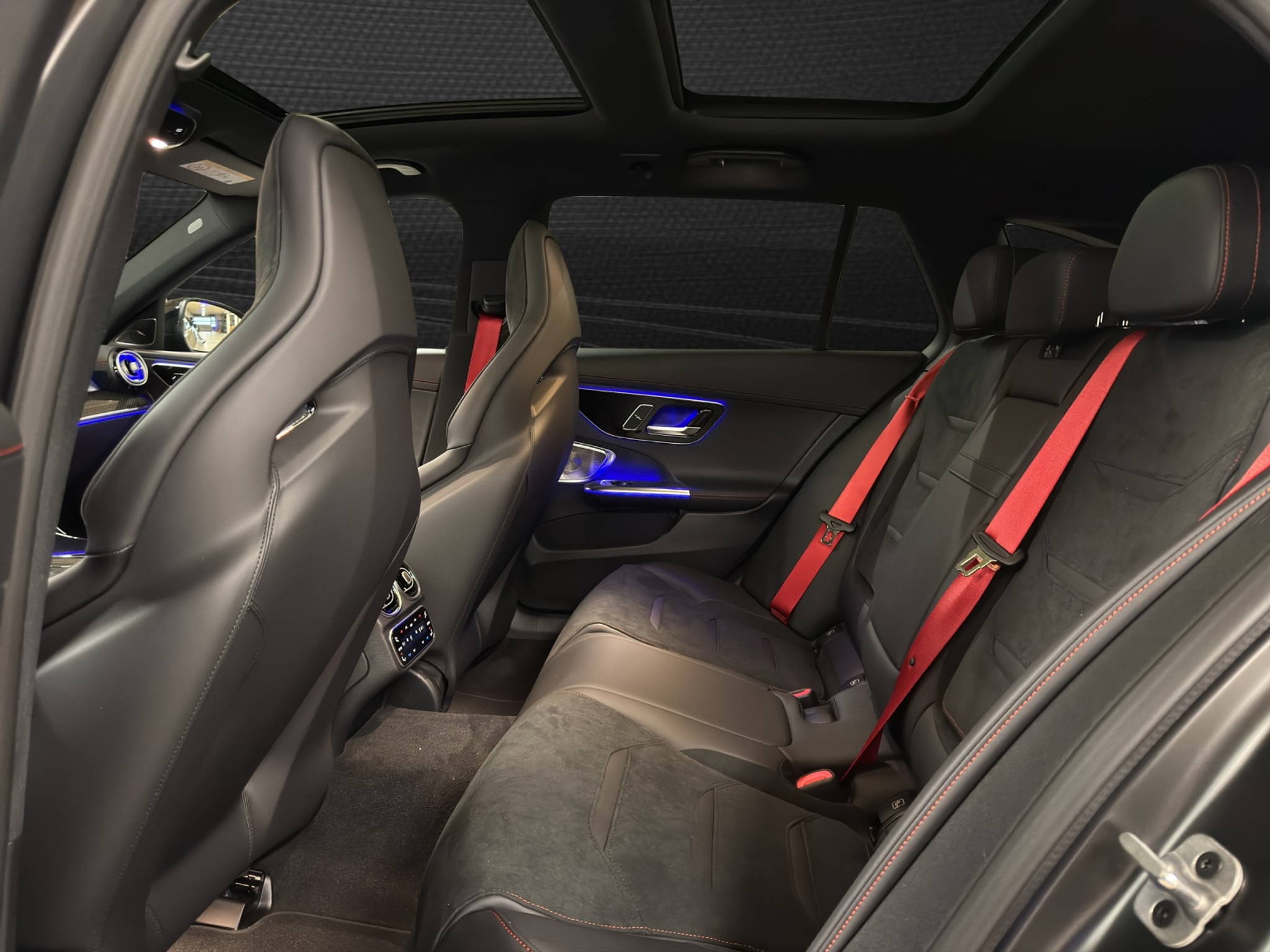 listing desktop thumbnail image 8