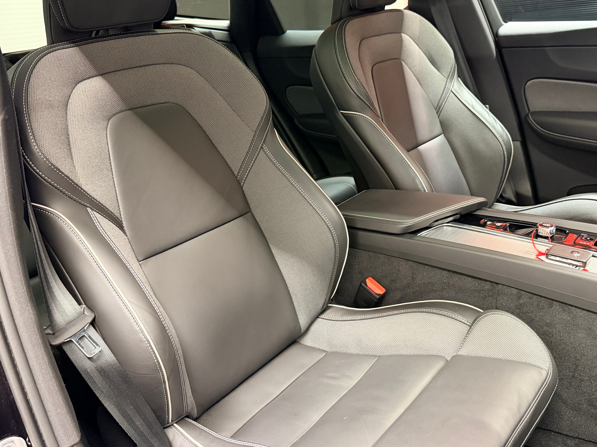 listing desktop thumbnail image 20