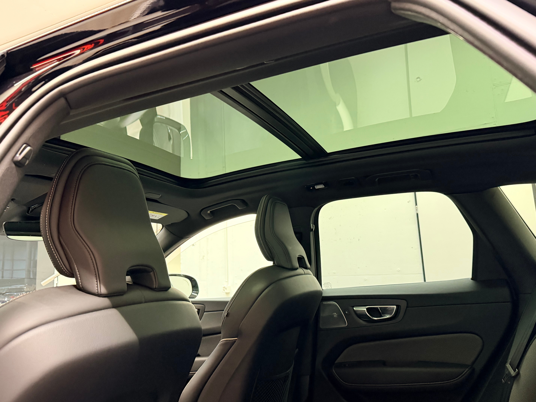 listing desktop thumbnail image 14