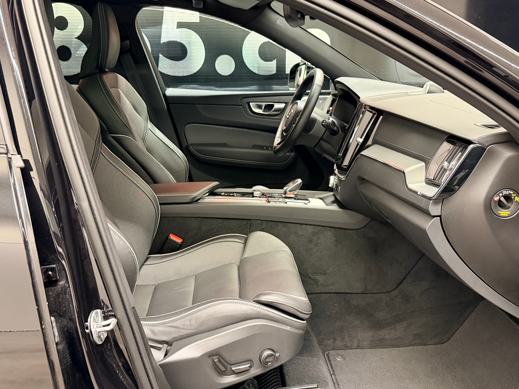 listing desktop thumbnail image 19