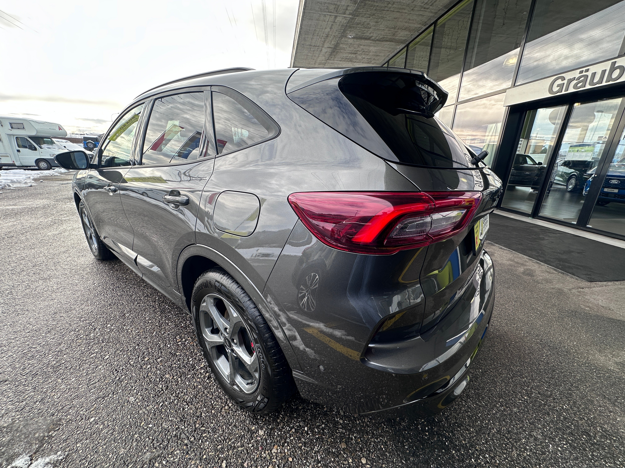 listing desktop thumbnail image 4