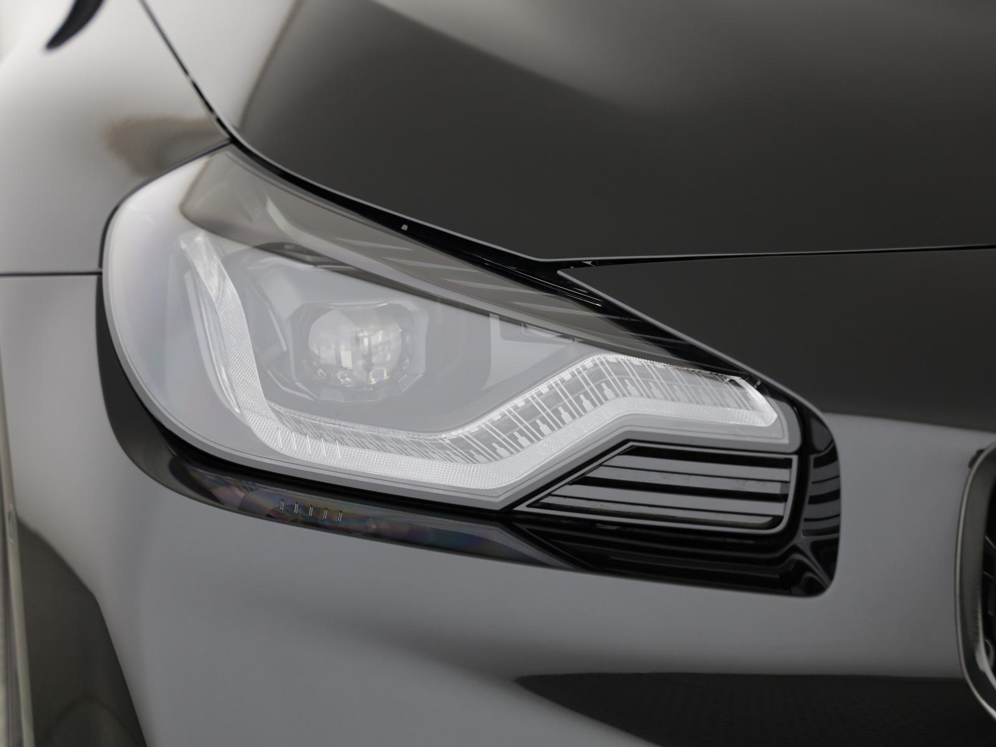 listing desktop thumbnail image 5