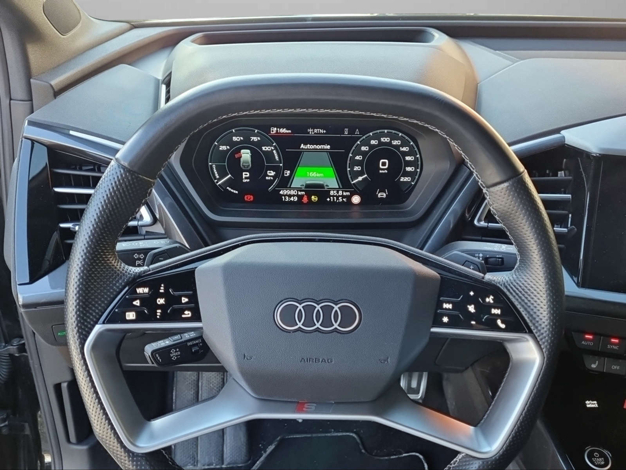 listing desktop thumbnail image 13