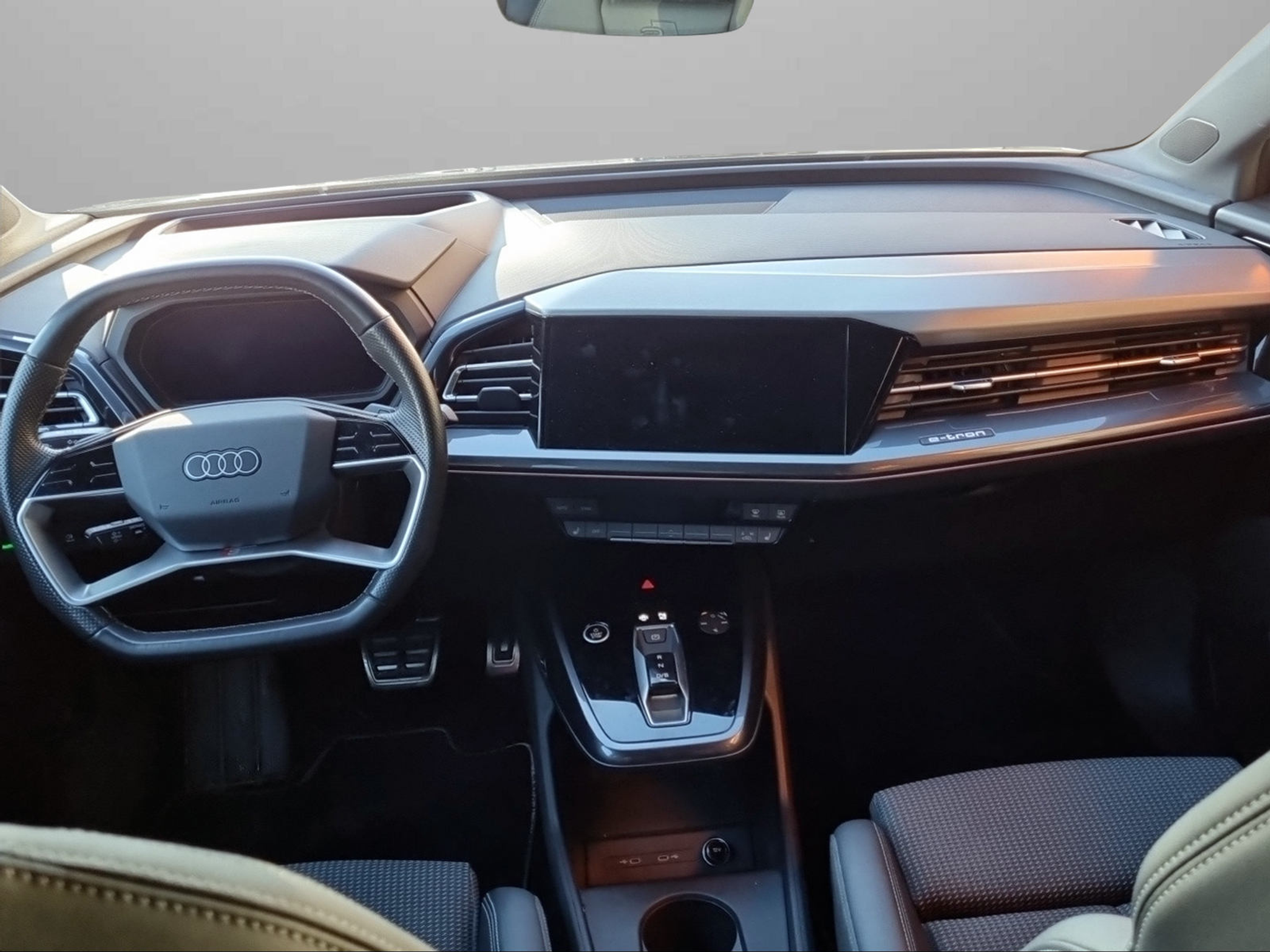 listing desktop thumbnail image 12