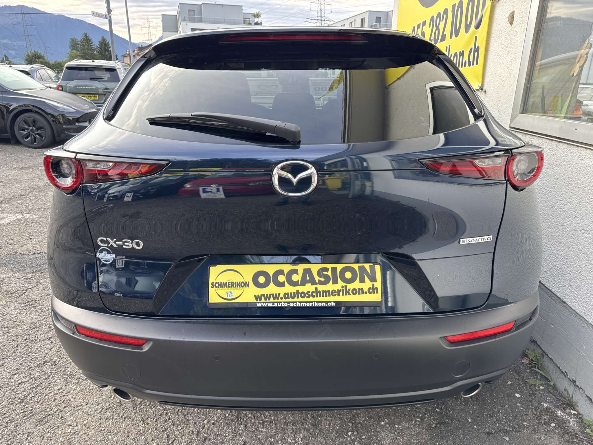 listing desktop thumbnail image 3