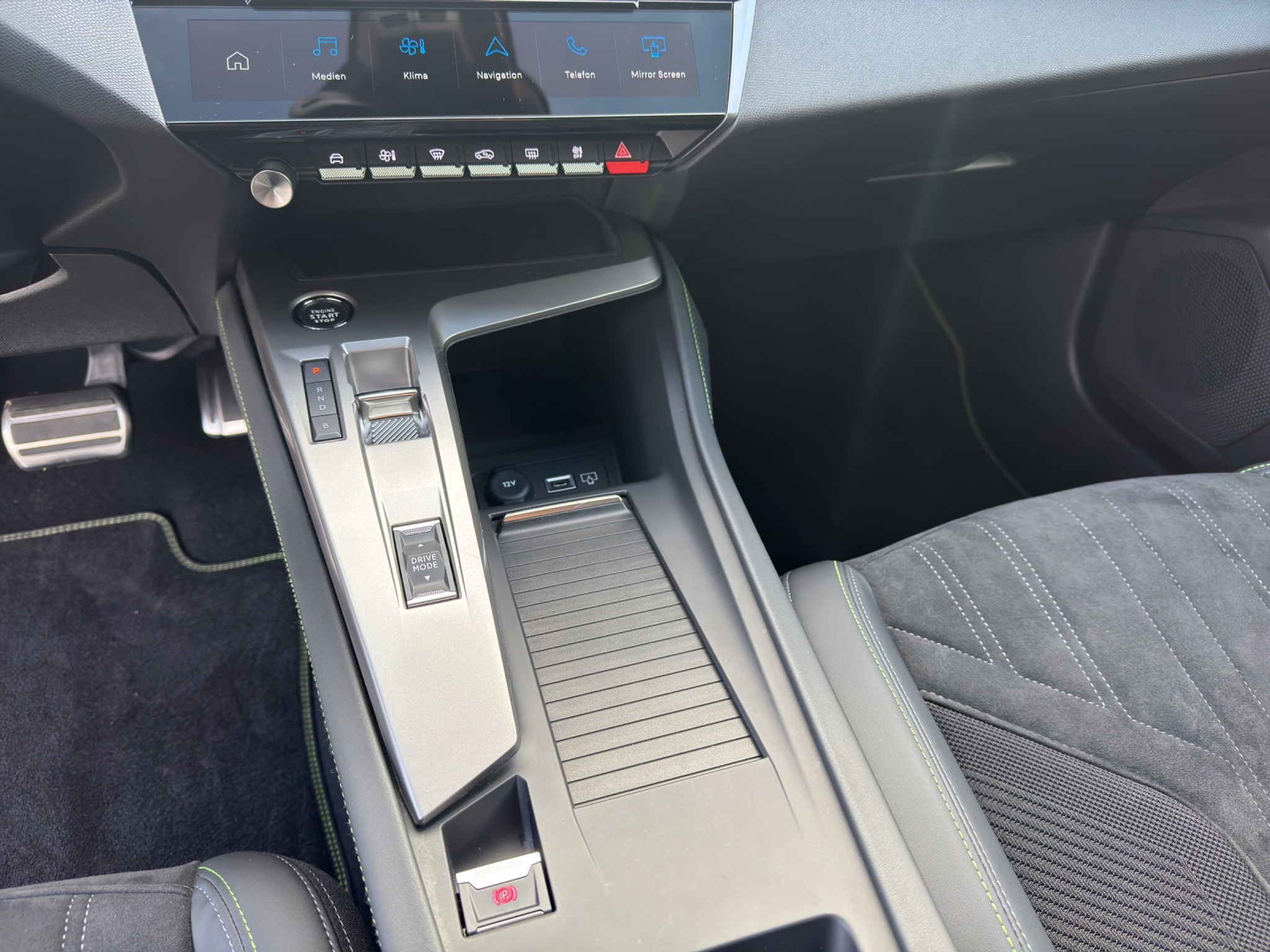 listing desktop thumbnail image 22