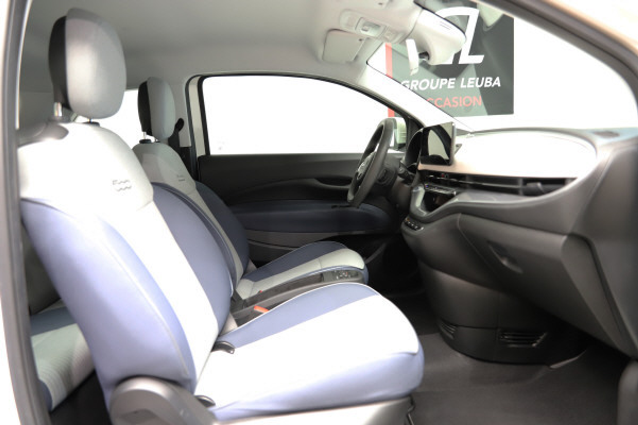 listing desktop thumbnail image 8