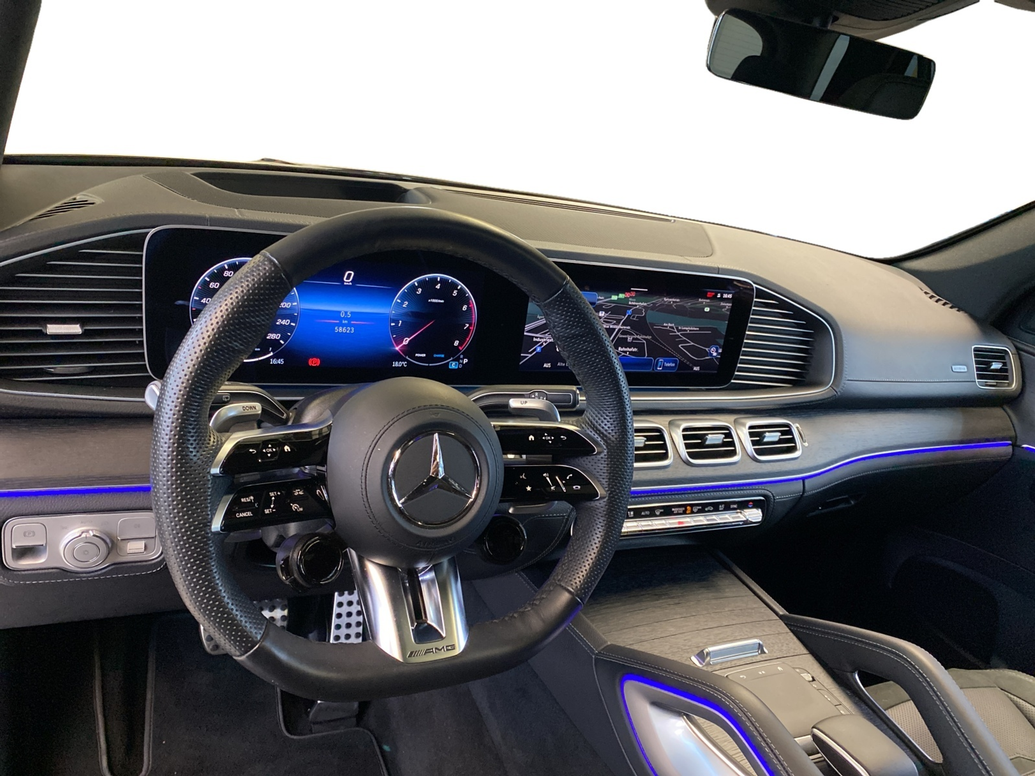 listing desktop thumbnail image 11