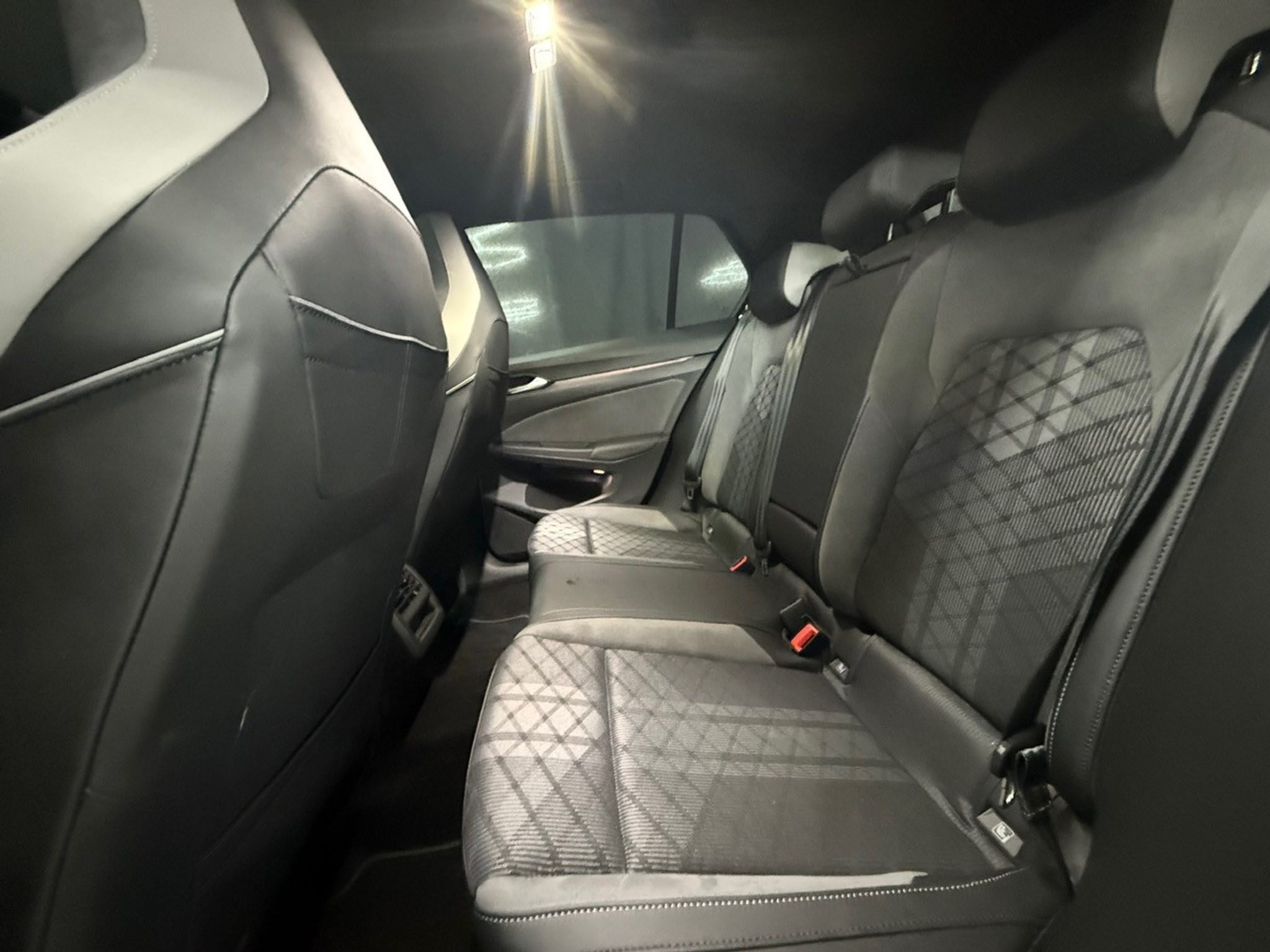 listing desktop thumbnail image 8