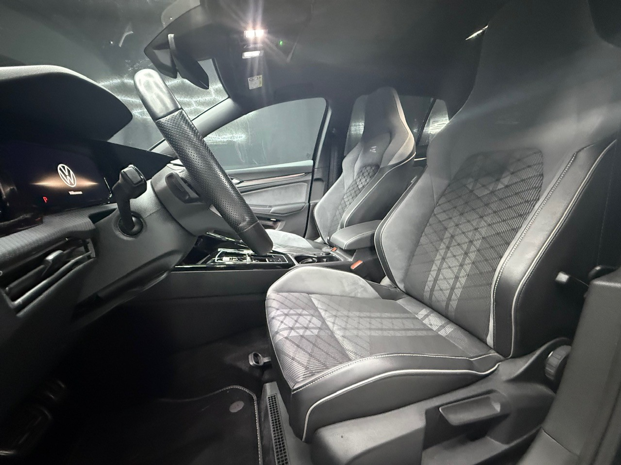 listing desktop thumbnail image 7