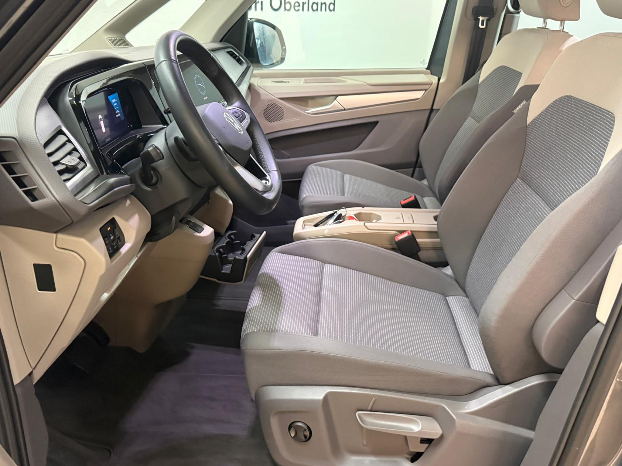 listing desktop thumbnail image 9