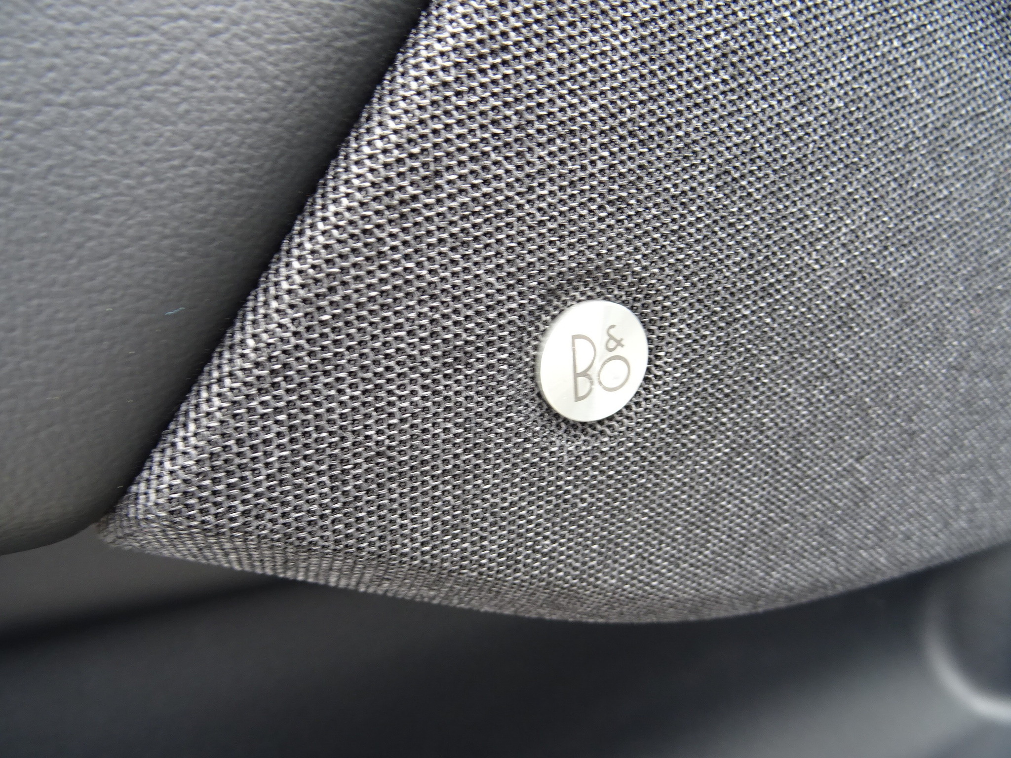 listing desktop thumbnail image 10