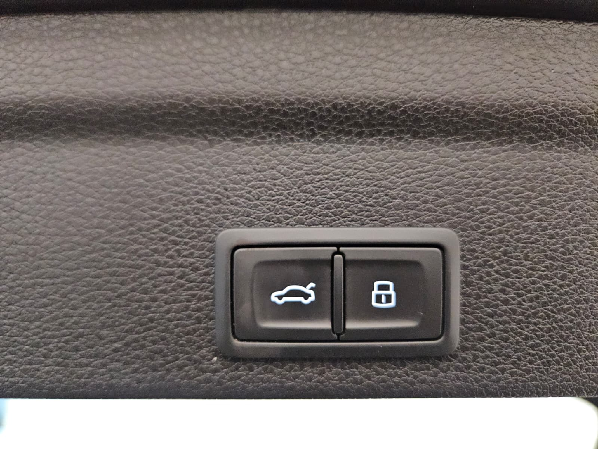 listing desktop thumbnail image 15