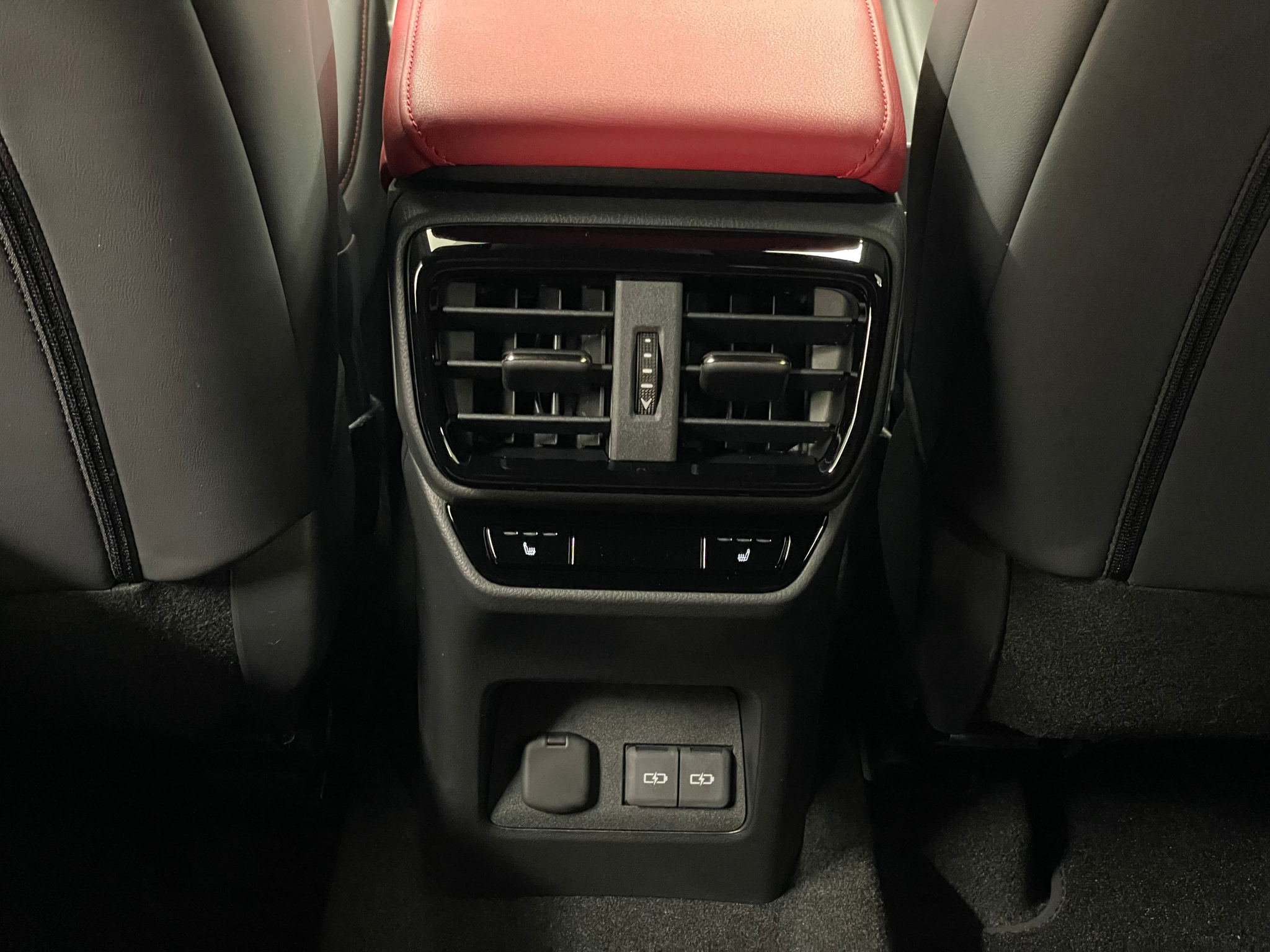 listing desktop thumbnail image 15