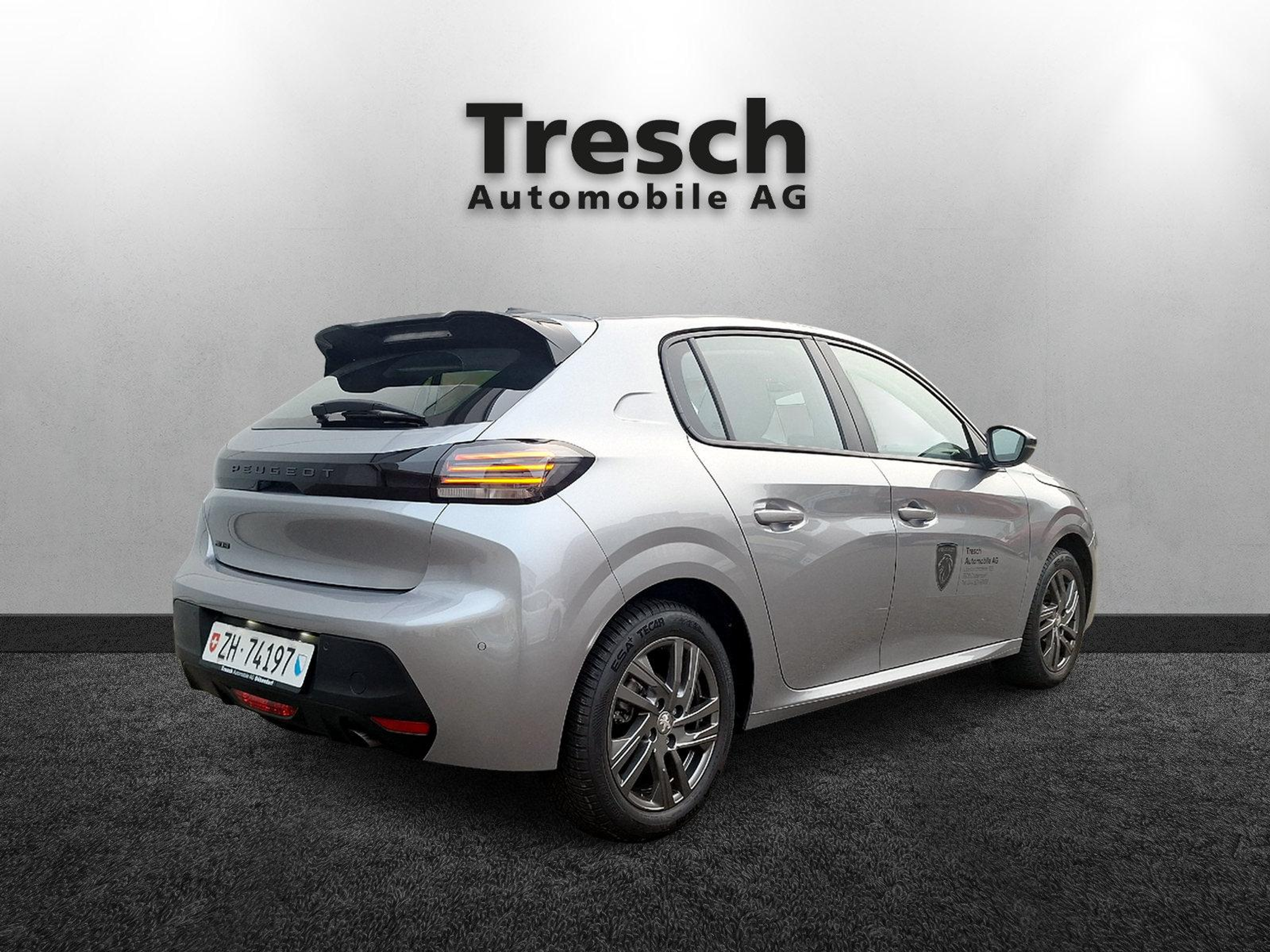 listing desktop thumbnail image 2