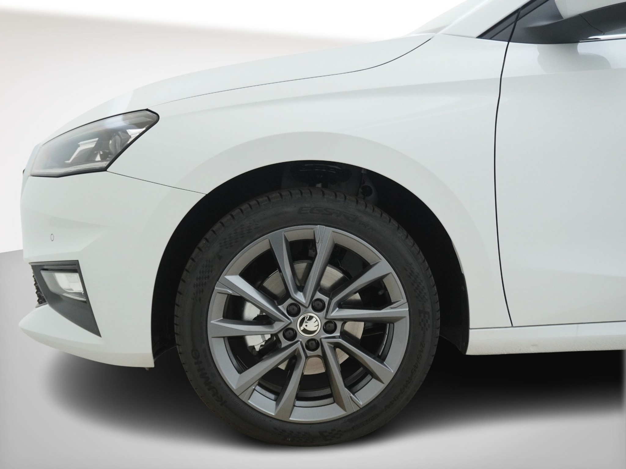 listing desktop thumbnail image 10