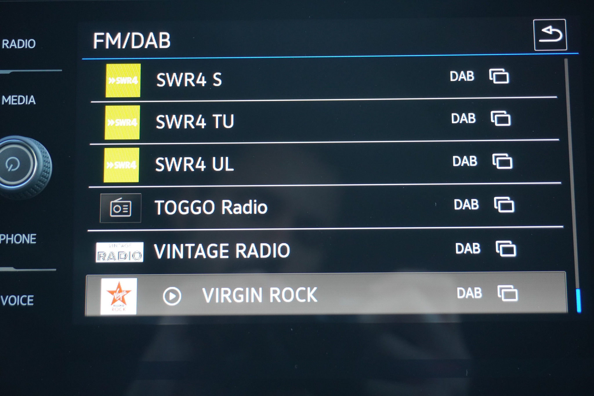 listing desktop thumbnail image 15