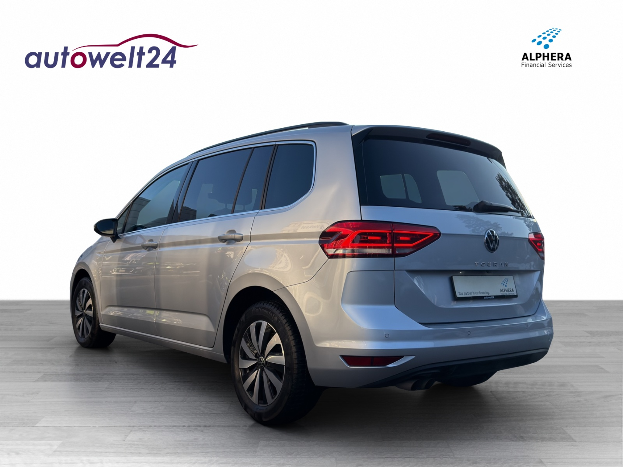 listing desktop thumbnail image 6