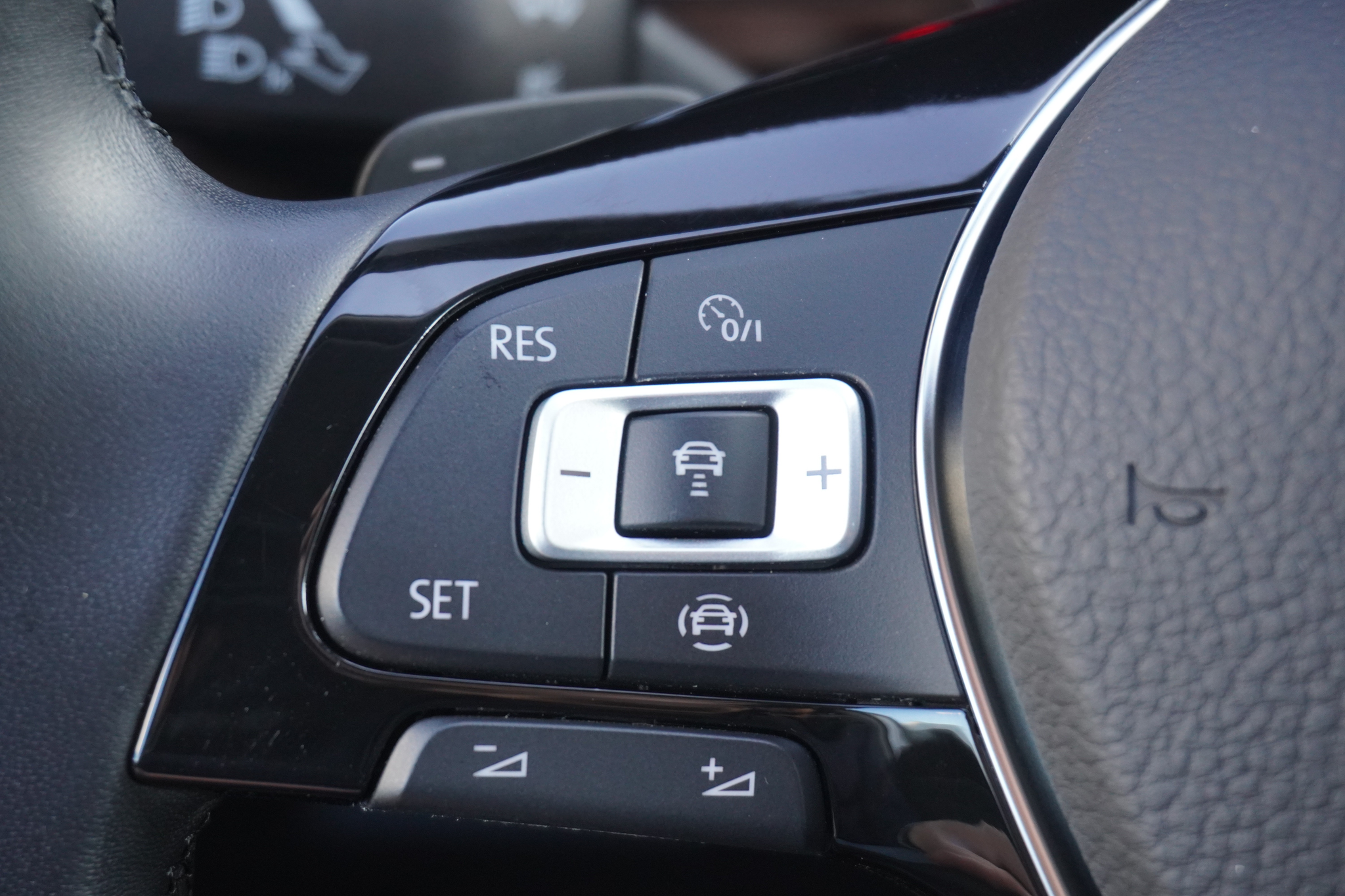 listing desktop thumbnail image 26