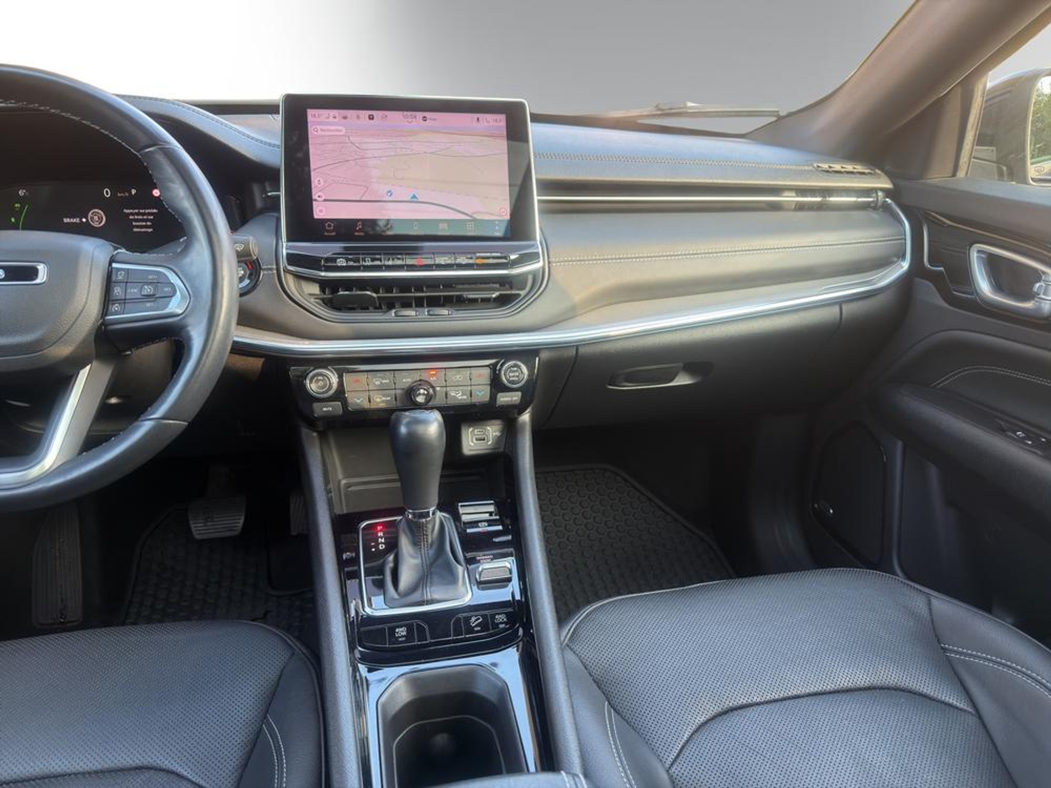 listing desktop thumbnail image 9