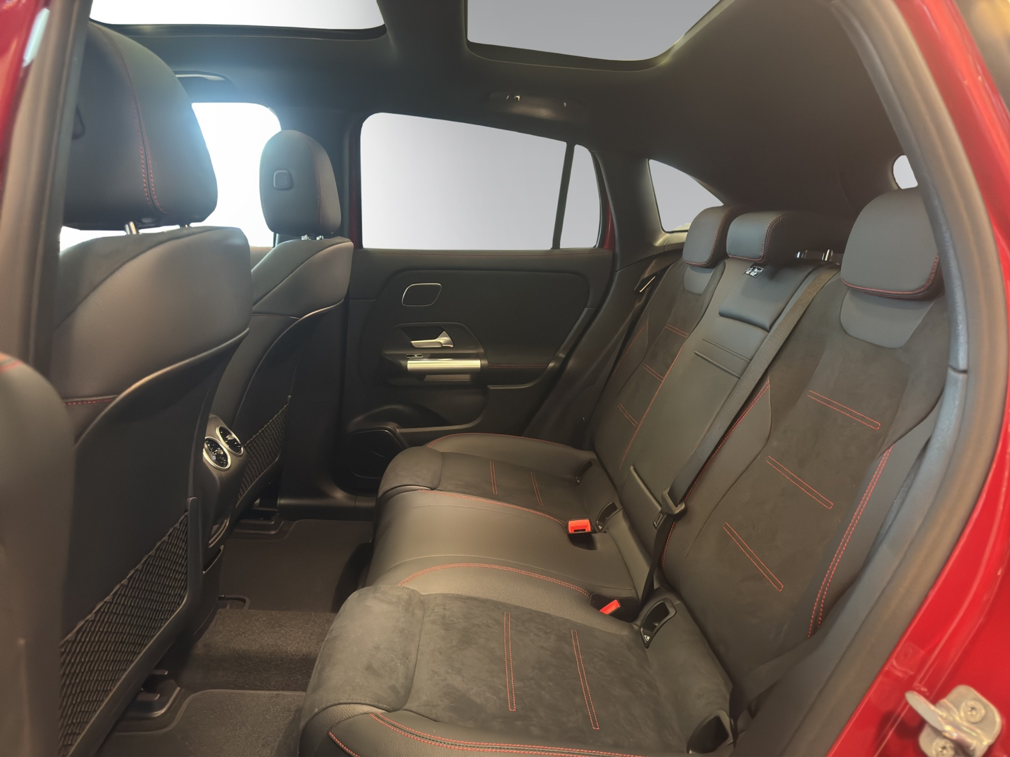 listing desktop thumbnail image 9