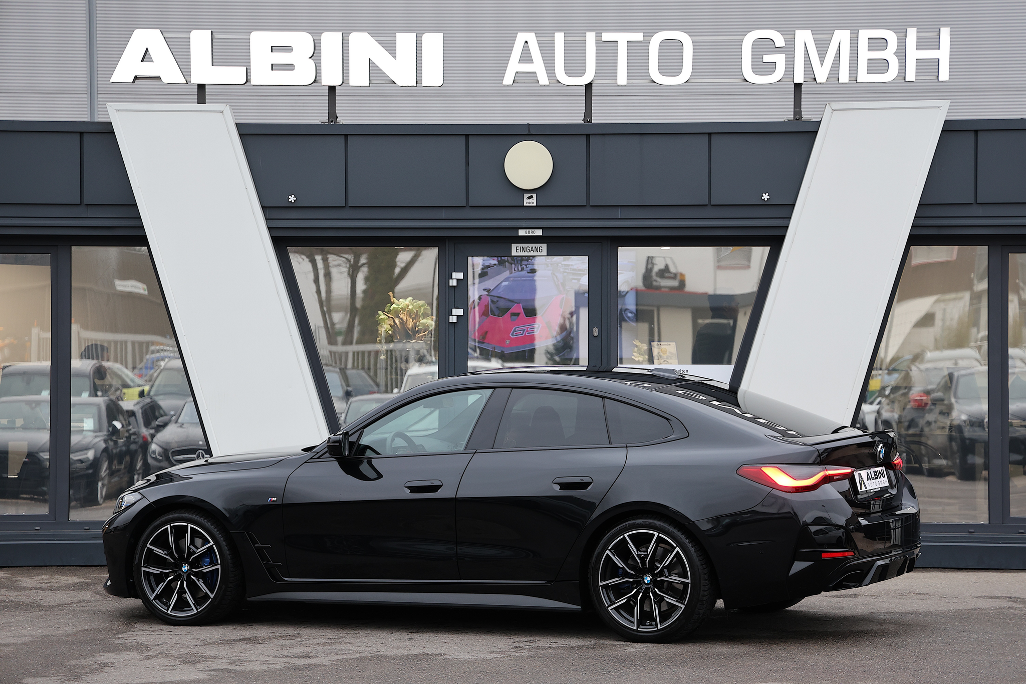 listing desktop thumbnail image 3