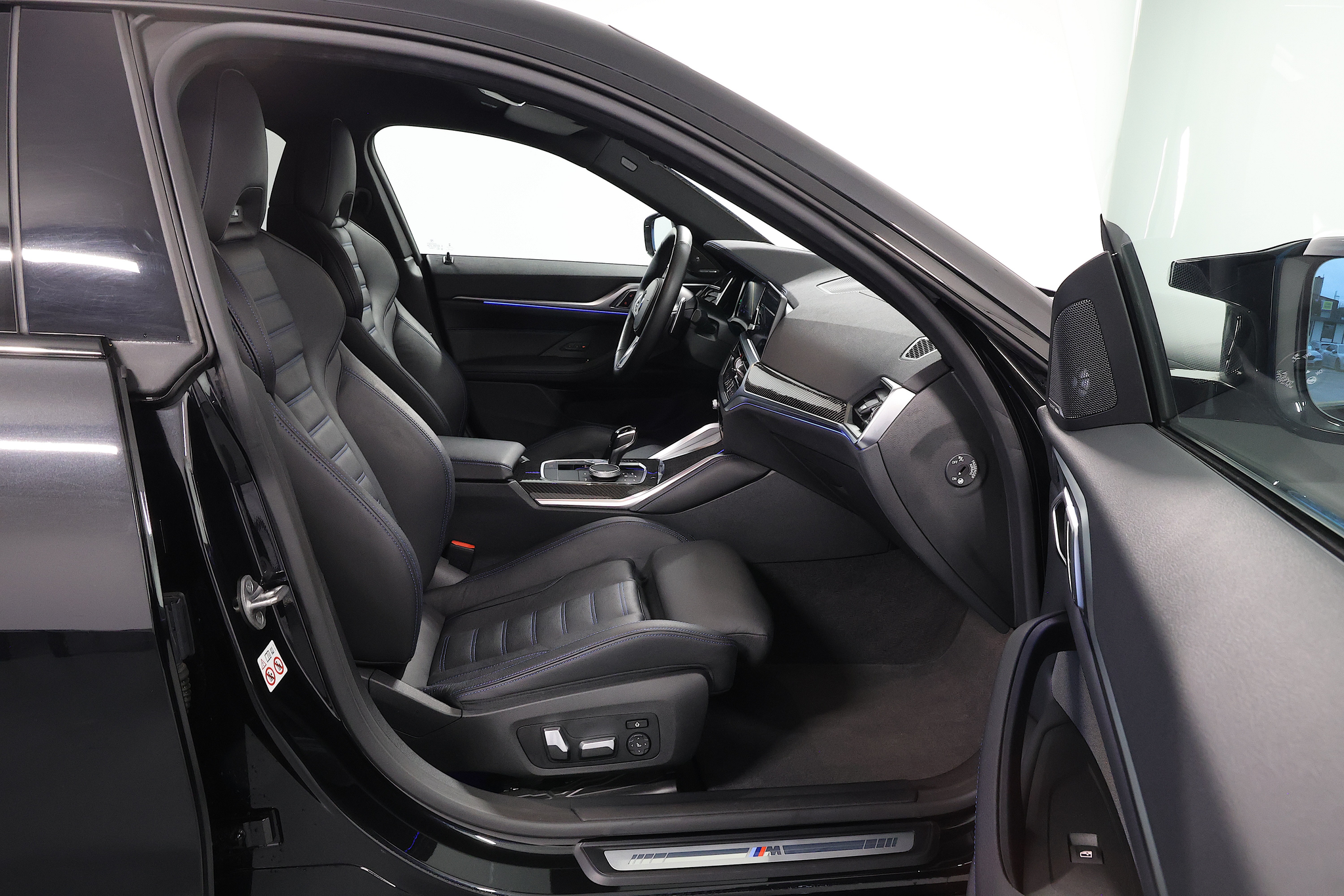 listing desktop thumbnail image 12