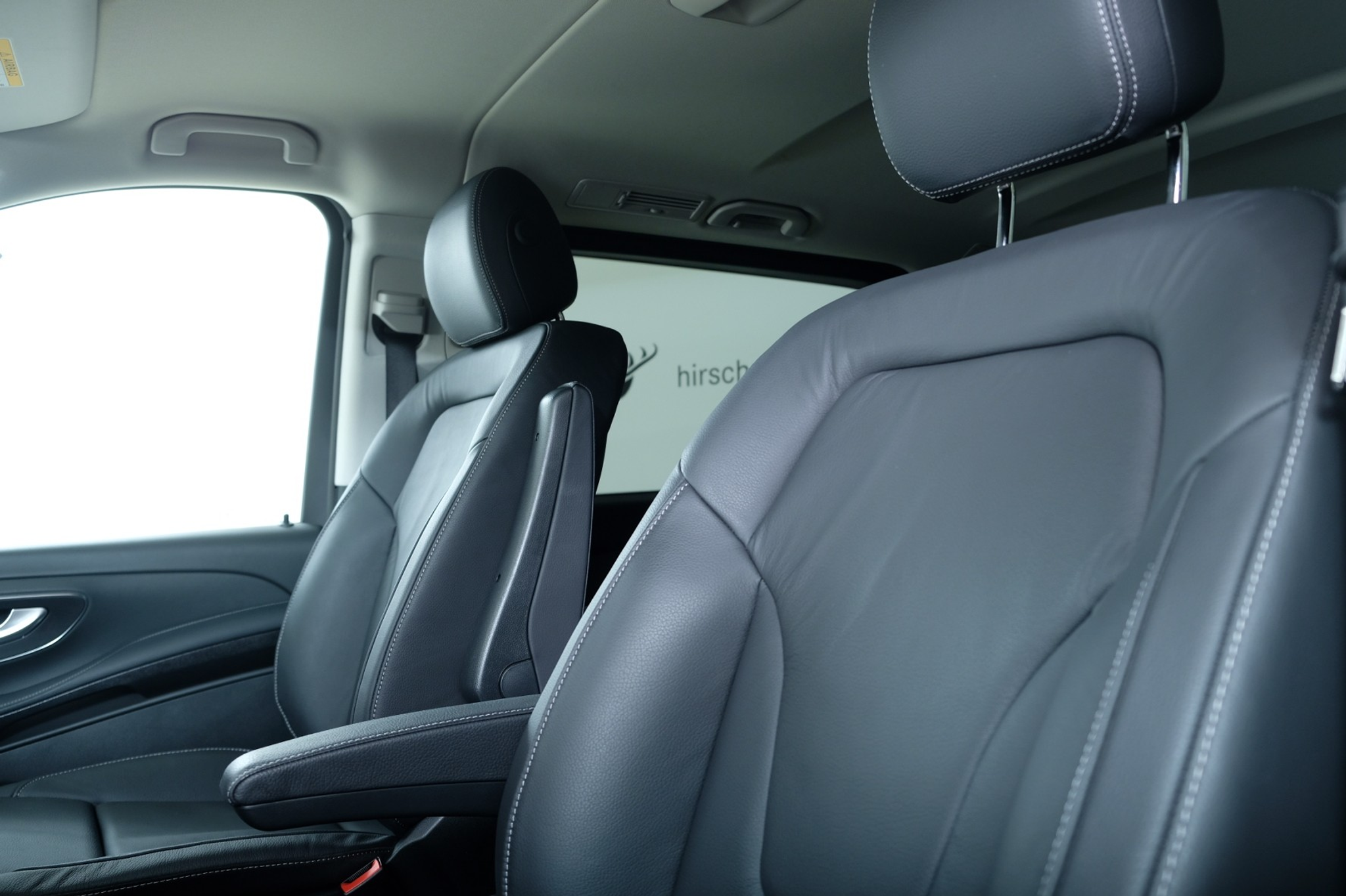 listing desktop thumbnail image 5