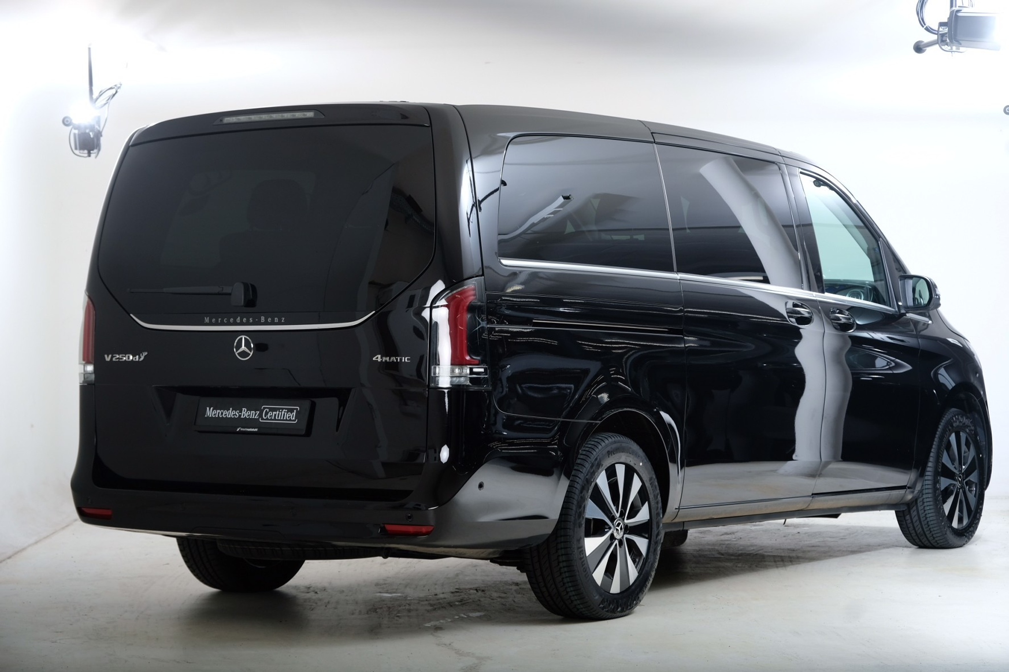 listing desktop thumbnail image 2