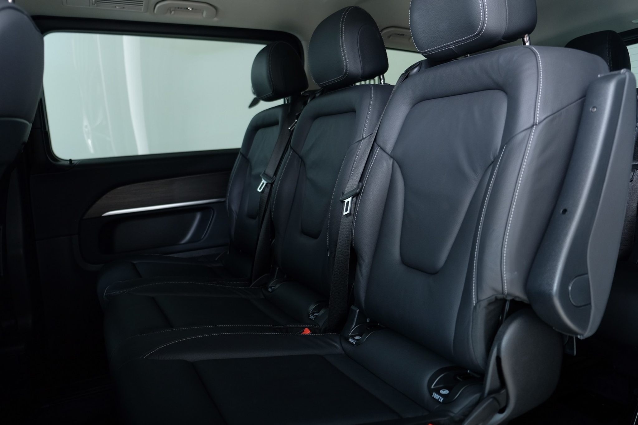 listing desktop thumbnail image 6