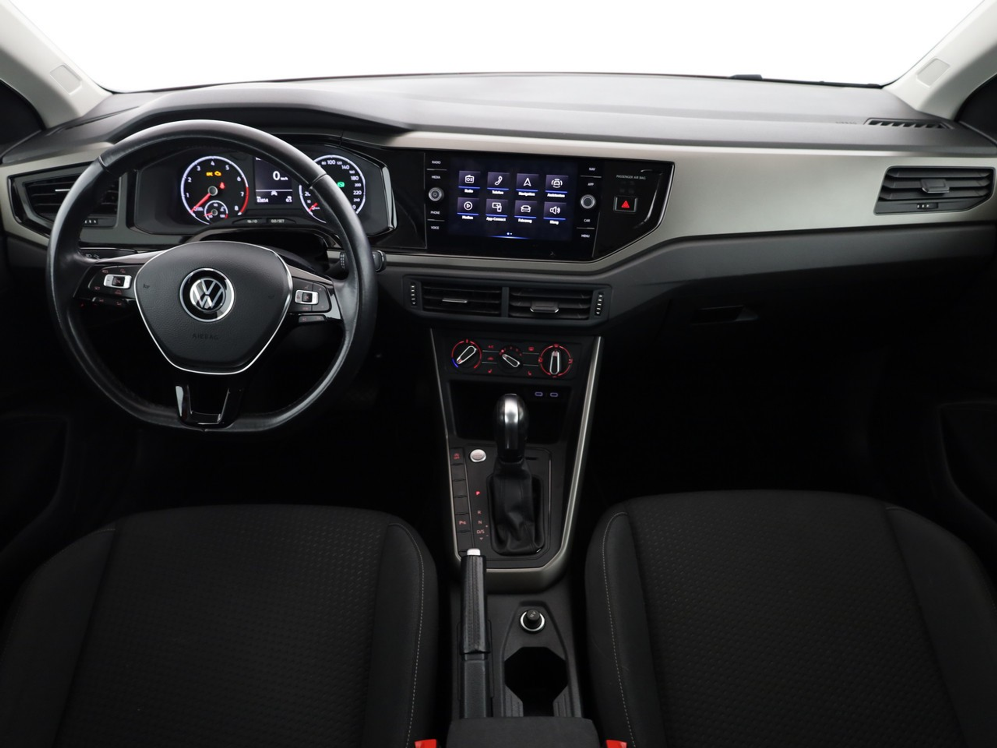 listing desktop thumbnail image 9