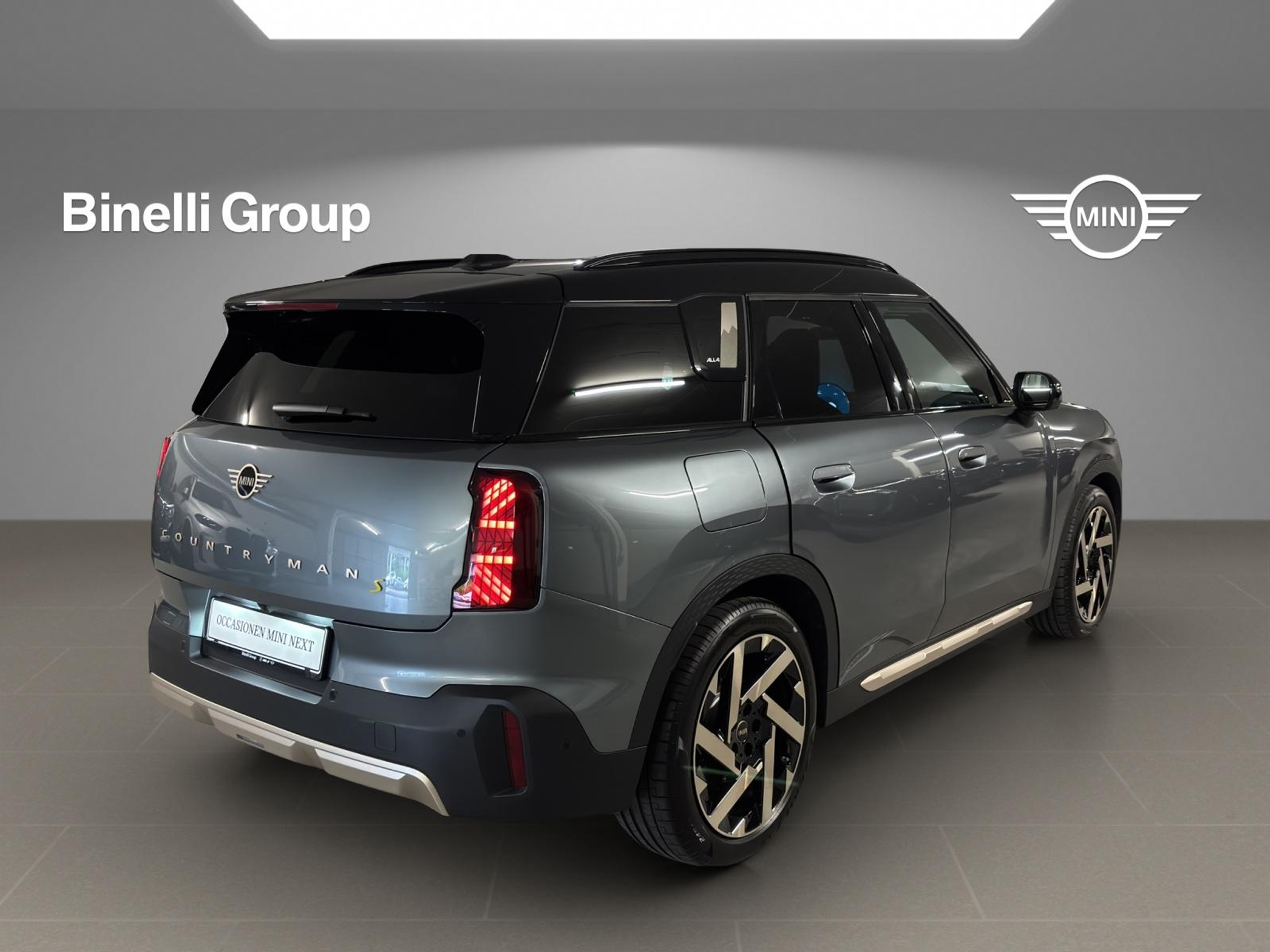 listing desktop thumbnail image 15