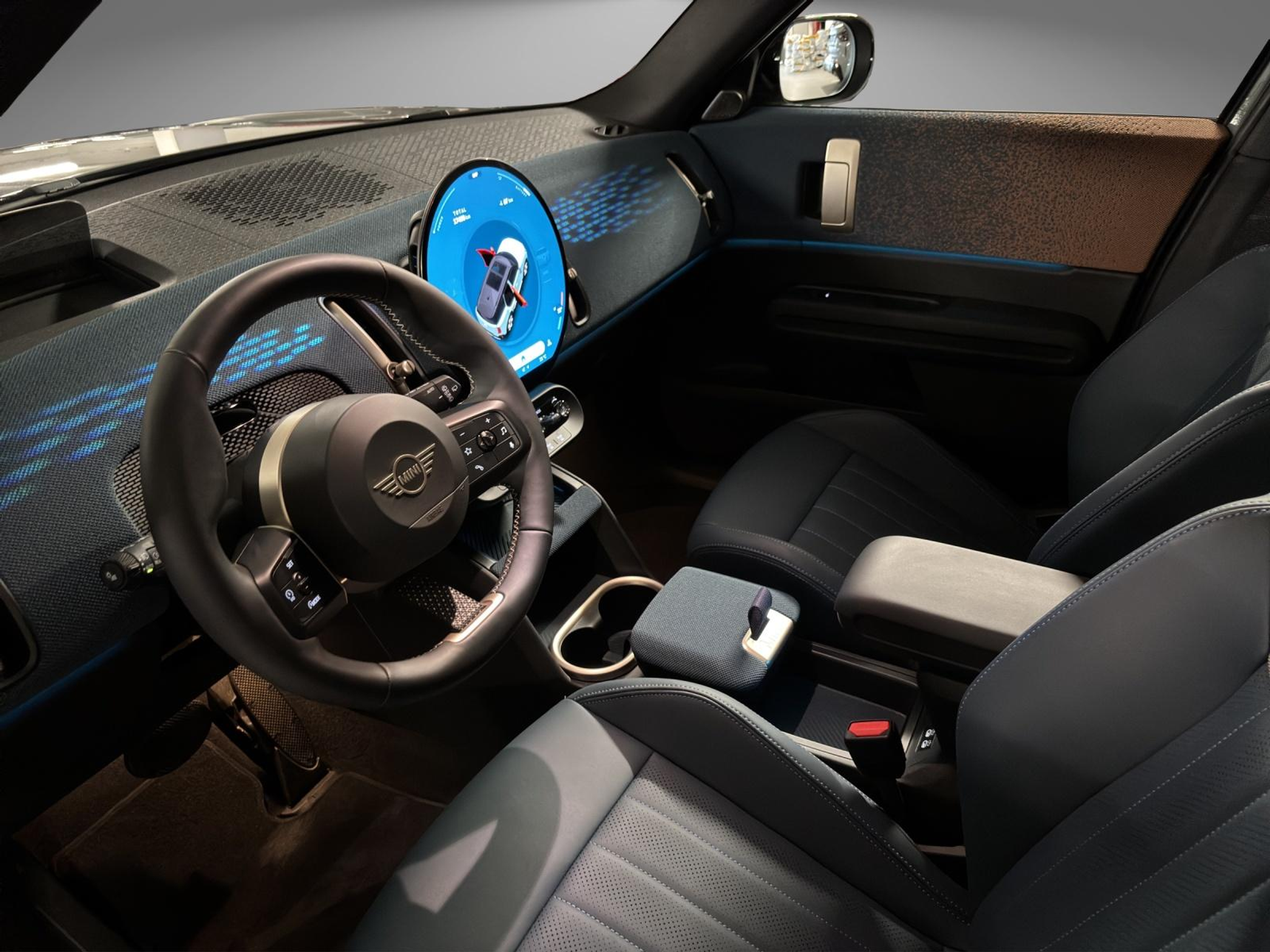 listing desktop thumbnail image 3