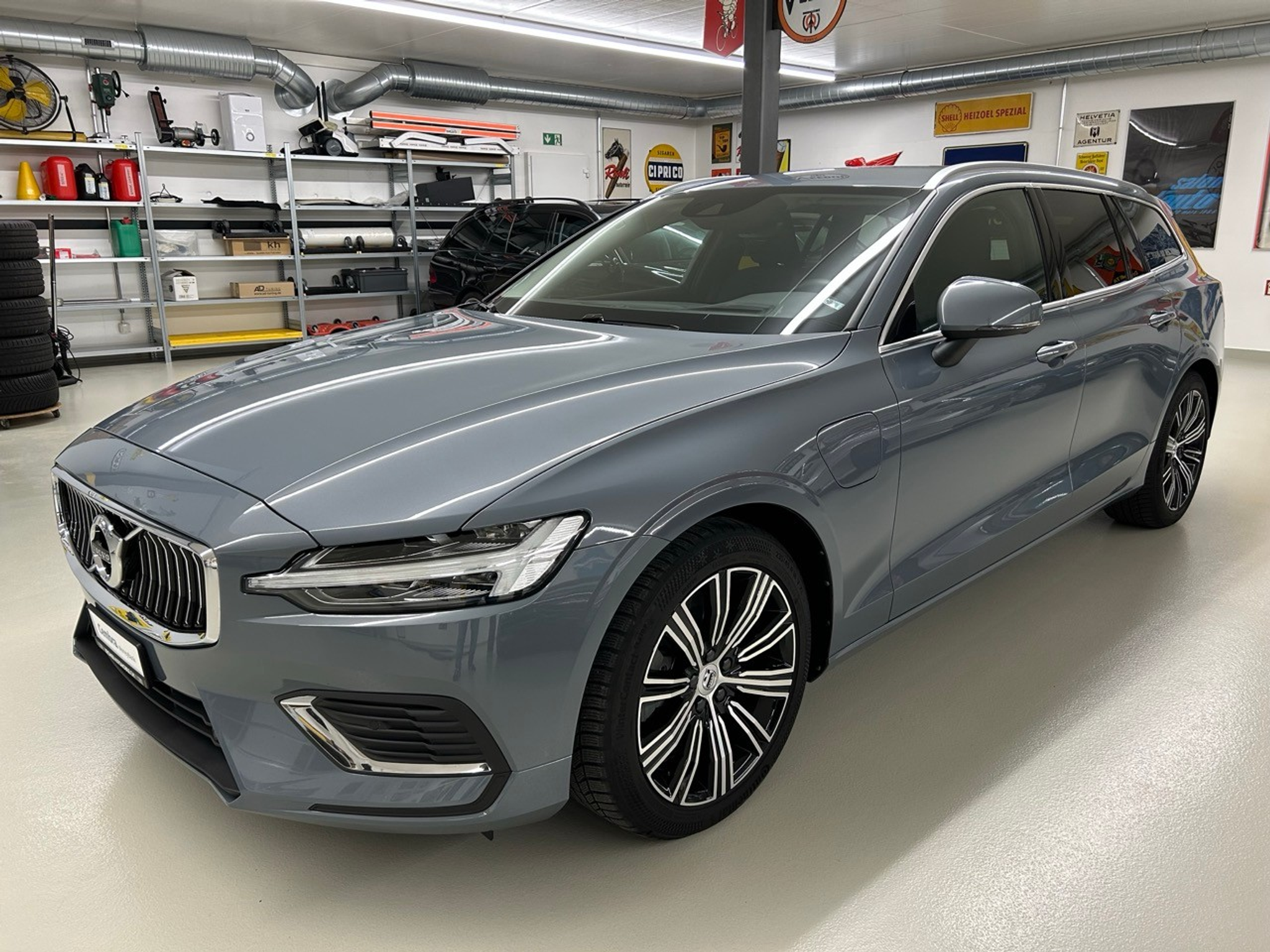 listing desktop thumbnail image 1