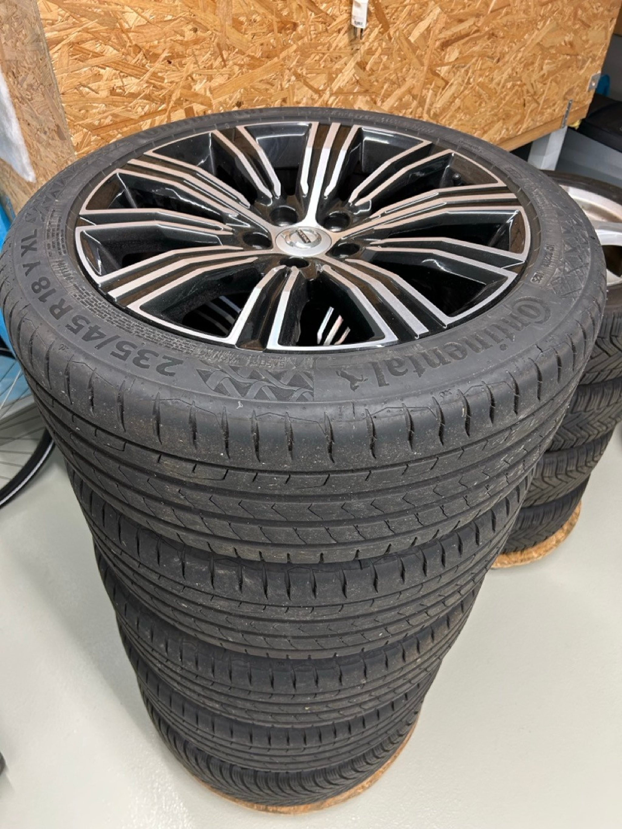 listing desktop thumbnail image 15