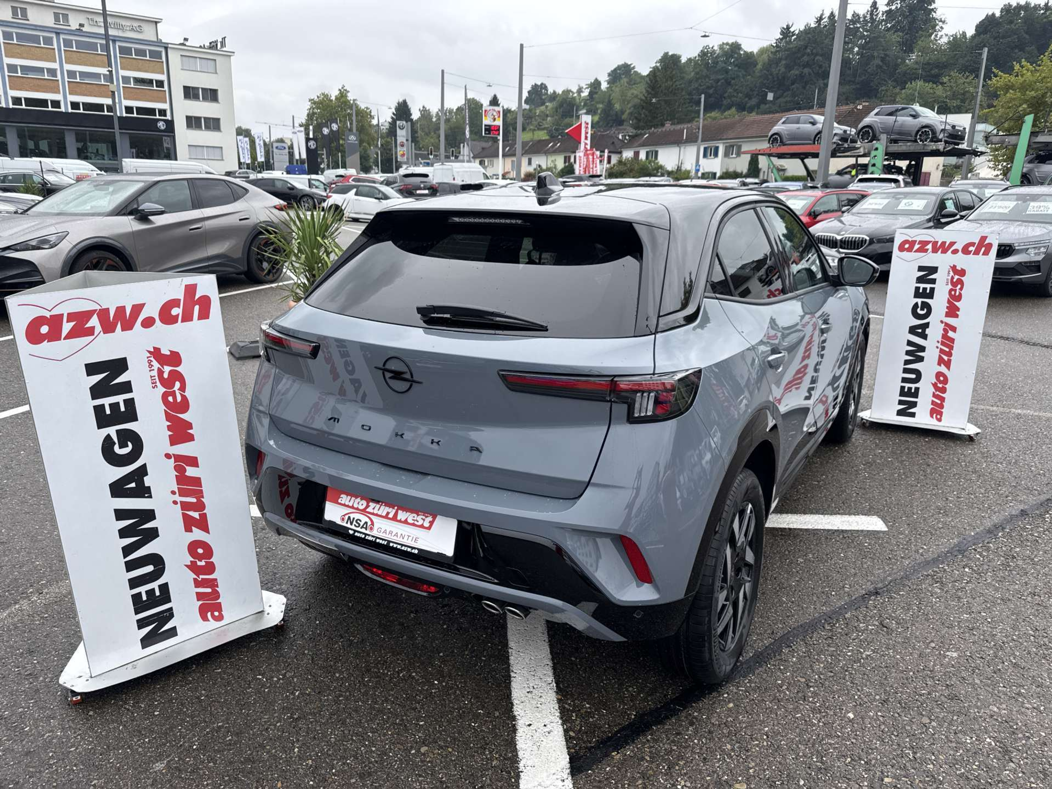 listing desktop thumbnail image 2